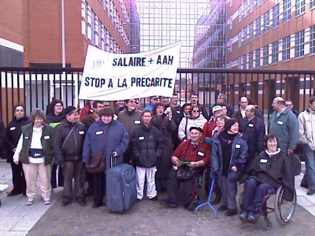 manifestation travailleurs handicapés - ESAT